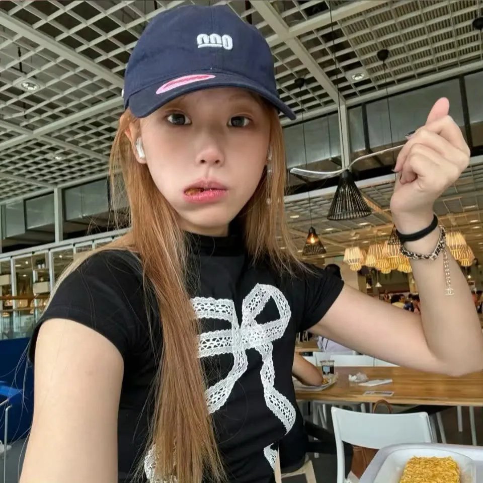 隔壁的房间